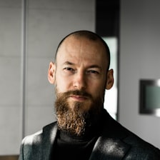 Sean D.